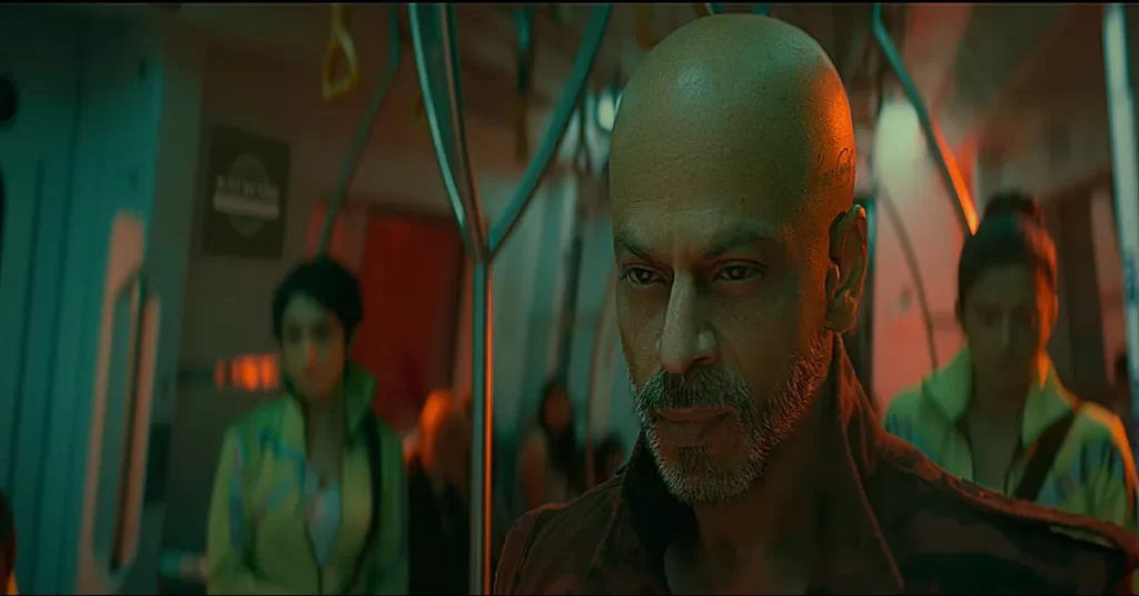 shahrukh khan bald look in train scene